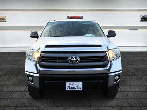 Used 2014 Toyota Tundra SR5 w/ SR5 Upgrade Package RWD image 2