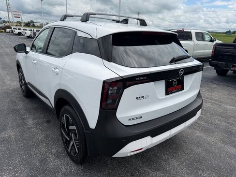 New 2026 Nissan Kicks SV w/ Cold Weather Package FWD image 36