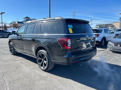 Used 2022 Ford Expedition Max Limited image 7
