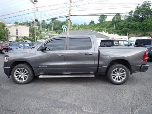 Used 2024 RAM 1500 Laramie AWD/4WD image 2