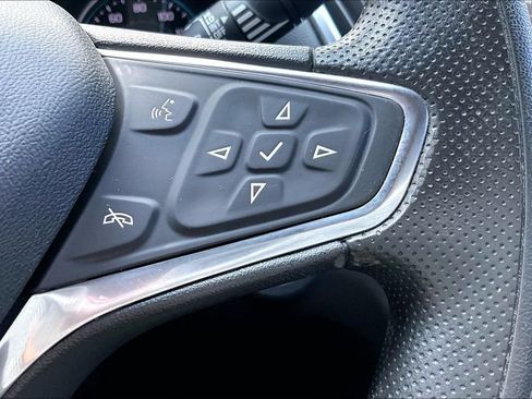 Used 2019 Chevrolet Equinox LT FWD image 13