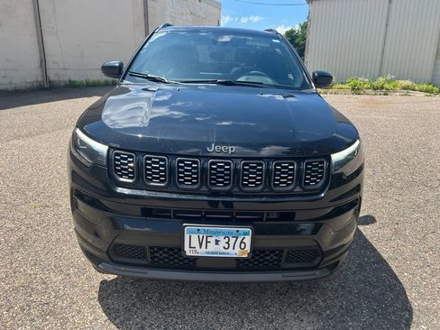 Used 2024 Jeep Compass Limited w/ High Altitude Package AWD/4WD image 13