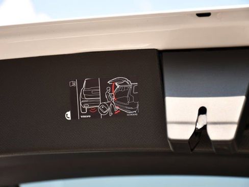 New 2026 Volvo XC90 B6 Plus w/ Protection Package Premier image 28