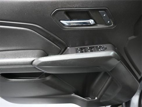 Used 2023 Chevrolet Colorado LT w/ LT Convenience Package III image 13