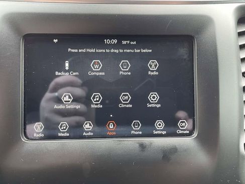 Used 2019 Jeep Cherokee Latitude w/ Popular Appearance Group image 24