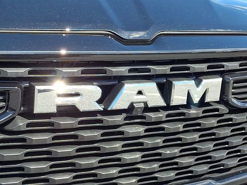 Used 2025 RAM 1500 Big Horn AWD/4WD image 36