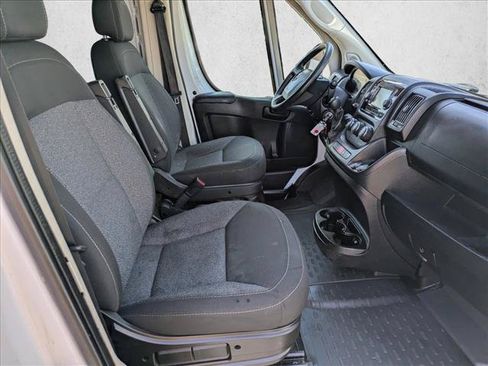 Used 2019 RAM ProMaster 2500 w/ Premium Appearance Group FWD image 20