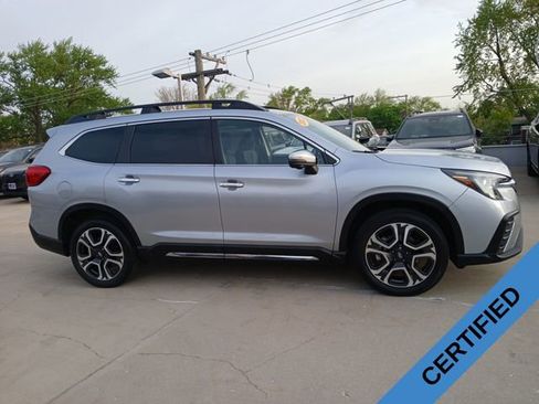 Certified 2023 Subaru Ascent Touring AWD/4WD image 3