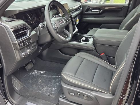 New 2026 GMC Yukon Elevation w/ Elevation Premium Package RWD image 5