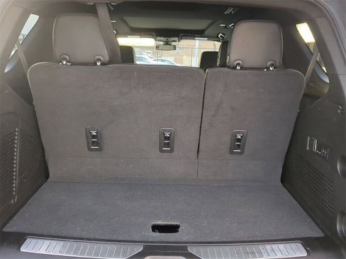 Certified 2022 GMC Yukon Denali image 30