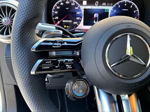 Used 2022 Mercedes-Benz SL 55 AMG 4MATIC image 21