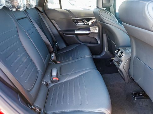 New 2026 Mercedes-Benz GLC 350e 4MATIC image 18