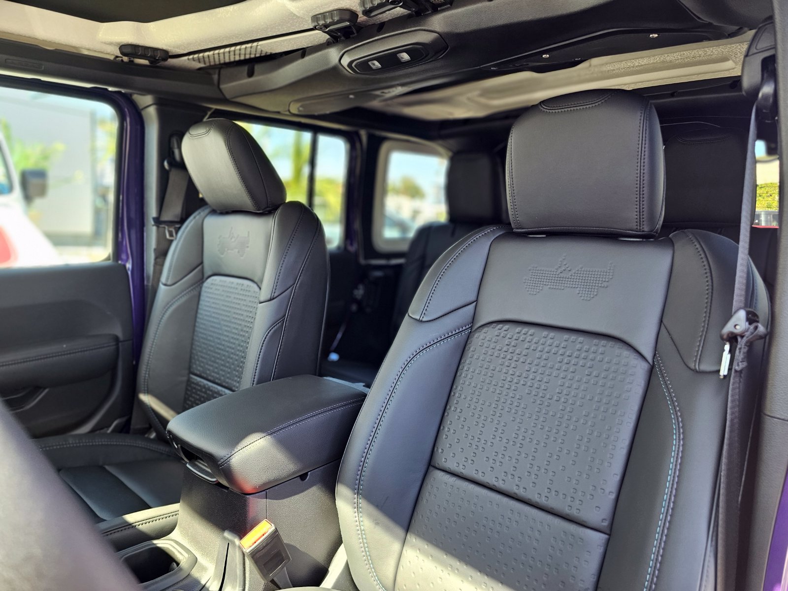 New 2026 Jeep Wrangler Unlimited Sport AWD/4WD image 32