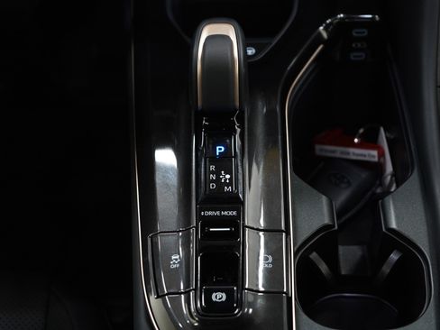 Used 2024 Toyota Crown Platinum image 16