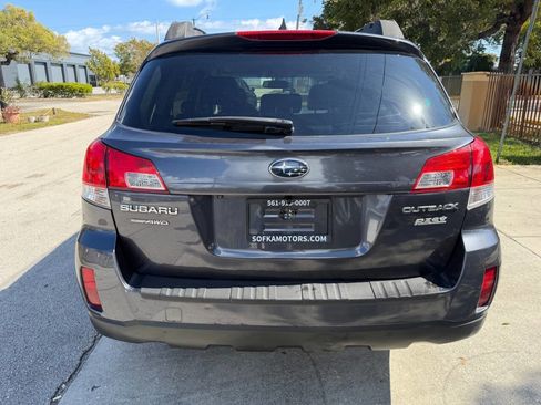 Used 2013 Subaru Outback 2.5i Limited w/ Moonroof Pkg image 9