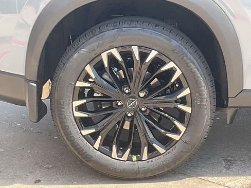 New 2026 Nissan Rogue Dark Armor FWD image 7