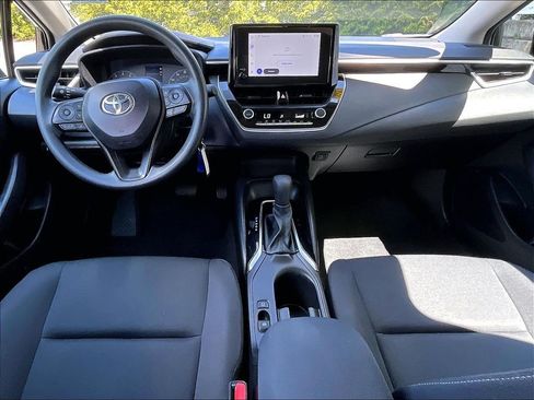 Used 2024 Toyota Corolla LE FWD image 21