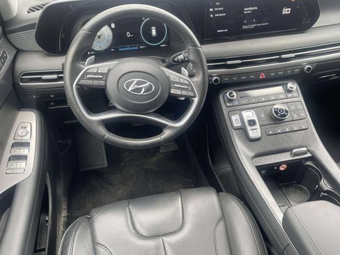 Used 2024 Hyundai Palisade Limited AWD/4WD image 11