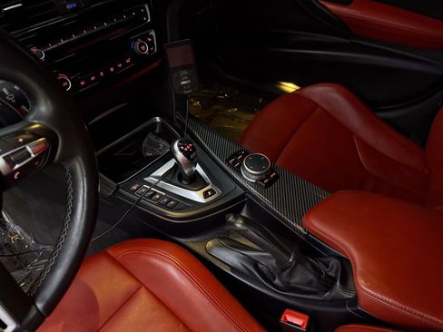 Used 2016 BMW M3 RWD image 13