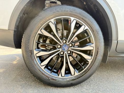 Used 2022 Ford Escape SE w/ SE Sport Appearance Package AWD/4WD image 34