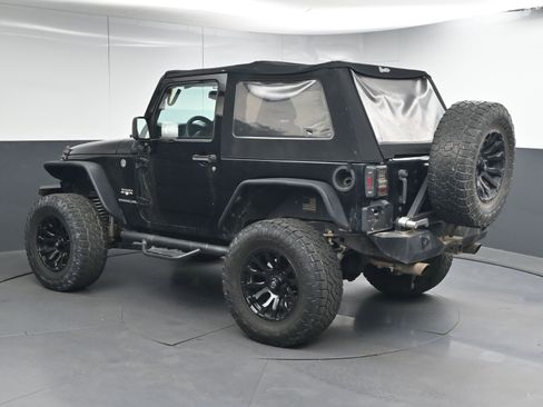 Used 2017 Jeep Wrangler Sahara w/ Trailer Tow Group image 6