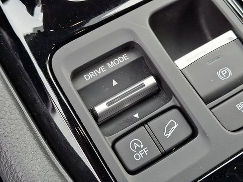 Certified 2023 Honda Pilot Elite image 25