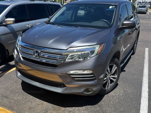 Used 2018 Honda Pilot EX image 7