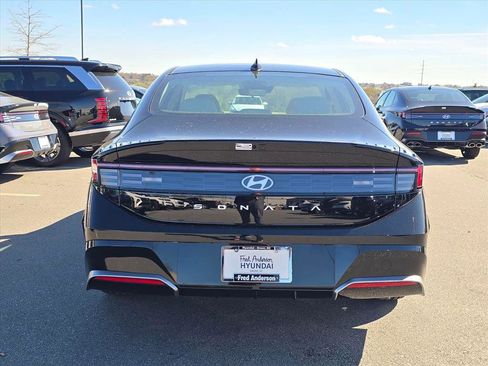 New 2026 Hyundai Sonata SEL FWD image 4
