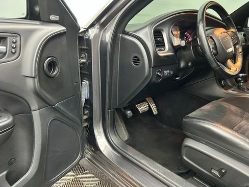 Used 2022 Dodge Charger R/T w/ Daytona Edition Group image 32