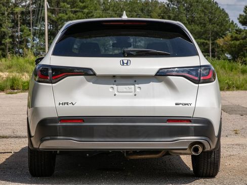 Used 2023 Honda HR-V Sport image 7