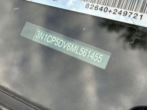 Used 2021 Nissan Kicks SR w/ Exterior Package FWD image 12
