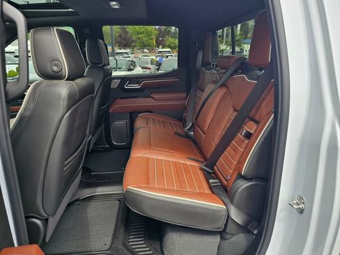 Used 2026 GMC Sierra 1500 Denali Ultimate AWD/4WD image 24