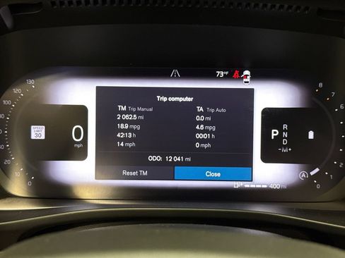 Certified 2024 Volvo XC40 B5 Plus w/ Protection Package Premier AWD/4WD image 14