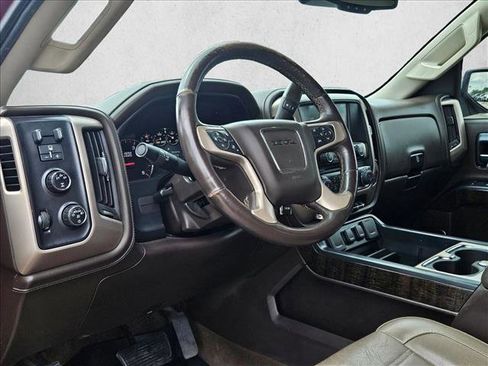 Used 2015 GMC Sierra 2500 Denali w/ Duramax Plus Package AWD/4WD image 9