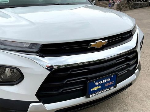 Used 2023 Chevrolet TrailBlazer LT w/ Convenience Package FWD image 33