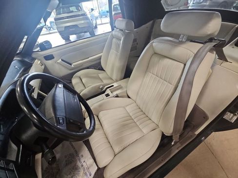 Used 1990 Ford Mustang LX image 13