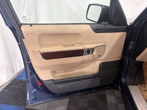 Used 2011 Land Rover Range Rover HSE AWD/4WD image 8