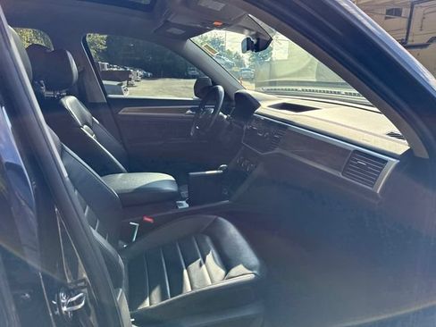 Used 2018 Volkswagen Atlas SEL Premium AWD/4WD image 9