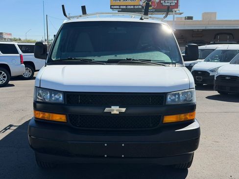 Used 2022 Chevrolet Express 2500 Regular Van 3D w/ Driver Convenience Package image 9