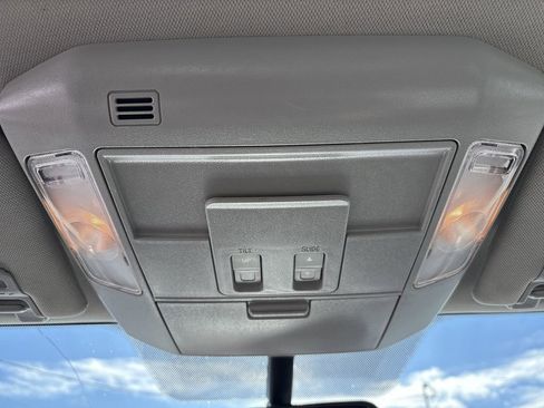 Used 2014 Toyota Tundra Limited image 24