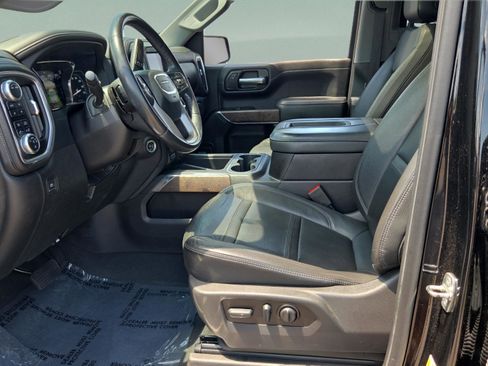 Used 2022 GMC Sierra 1500 Denali w/ Denali Premium Package image 9