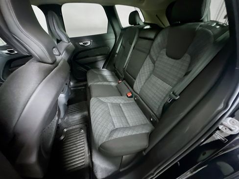 Used 2024 Volvo XC60 B5 Core image 26