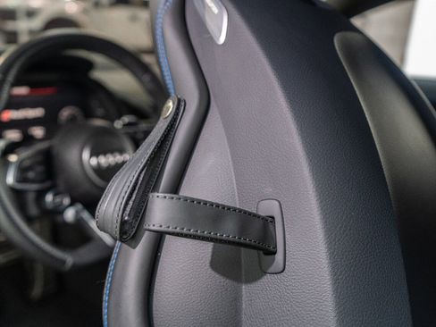 Used 2020 Audi R8 V10 performance image 25