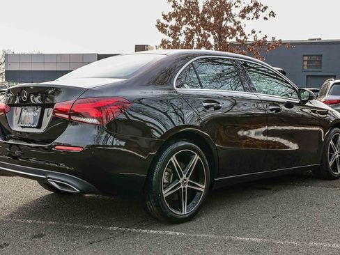 Used 2022 Mercedes-Benz A 220 image 6