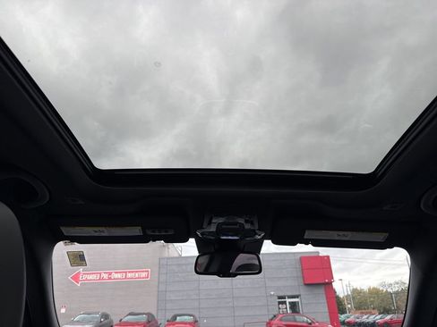 Used 2022 Alfa Romeo Stelvio Veloce image 51