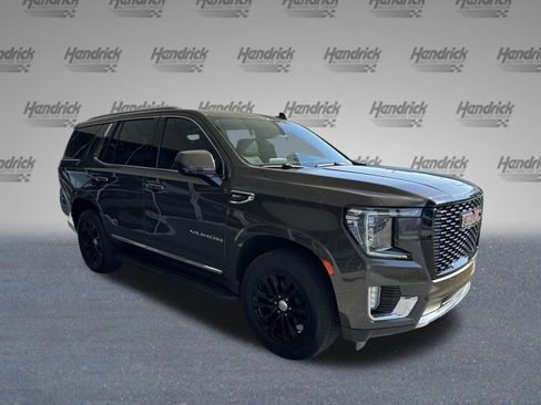 Used 2021 GMC Yukon SLT AWD/4WD image 2
