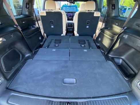 Used 2025 Jeep Grand Cherokee L Limited w/ Luxury Tech Group II AWD/4WD image 29