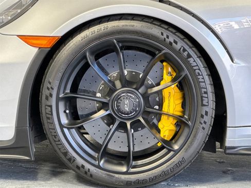 Used 2019 Porsche 911 GT3 RS image 30