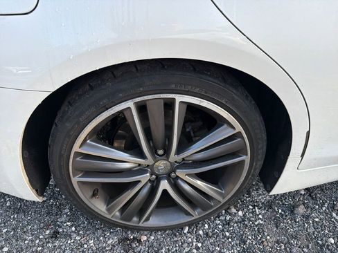 Used 2018 INFINITI Q50 Luxe w/ Essential Package (3.0T Luxe) RWD image 17