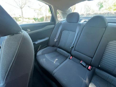 Used 2025 Kia K5 LXS image 38